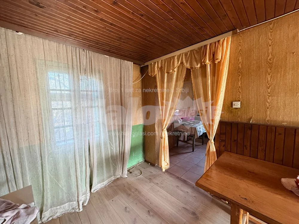 Prodajem uknjizeno i veliko domacinstvo blizu BG — 14