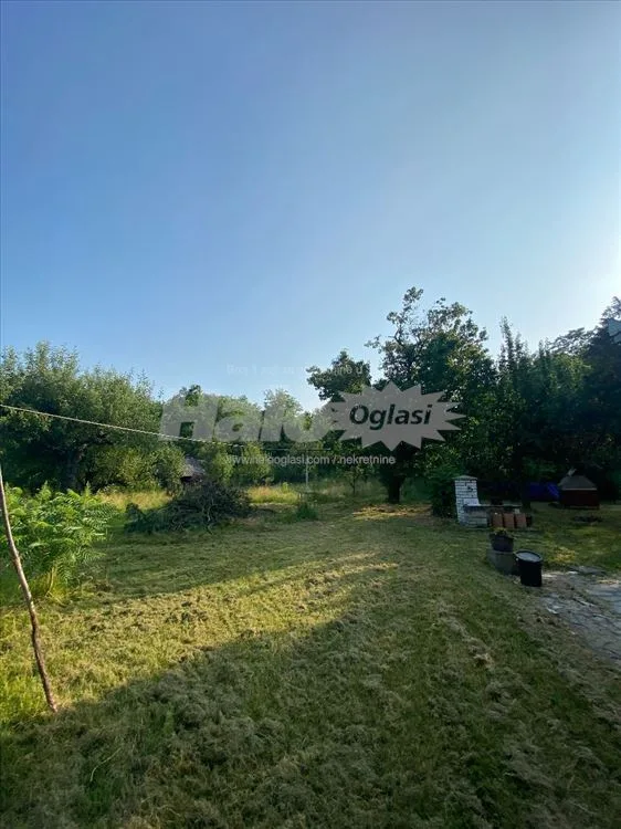 Prodajem zemljište 40ari sa kućom — 4