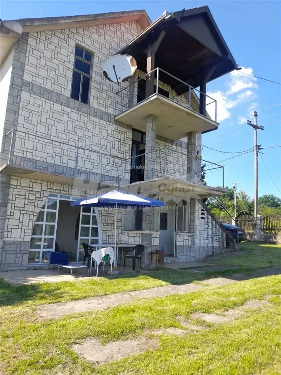 Prodajem/izdajem odlicnu kucu pored puta u Bacevcu — 6