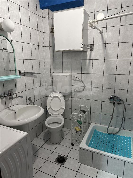 PRODATO, Železnik, Lole Ribara, 41,5m² — 3