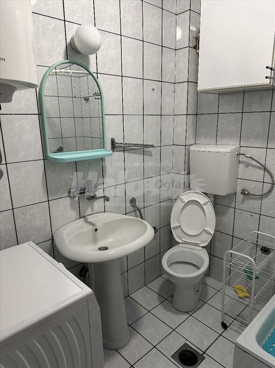 PRODATO, Železnik, Lole Ribara, 41,5m² — 4