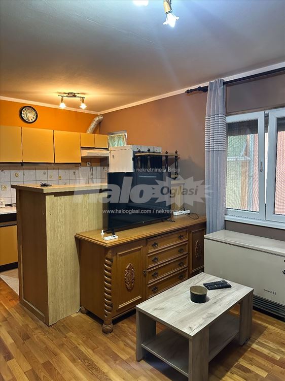 PRODATO, Železnik, Lole Ribara, 41,5m² — 9