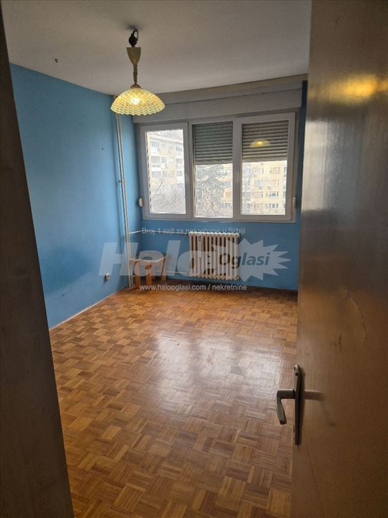 Prostran i svetao stan u Meandrima - ZEMUN - 3.0 — 10