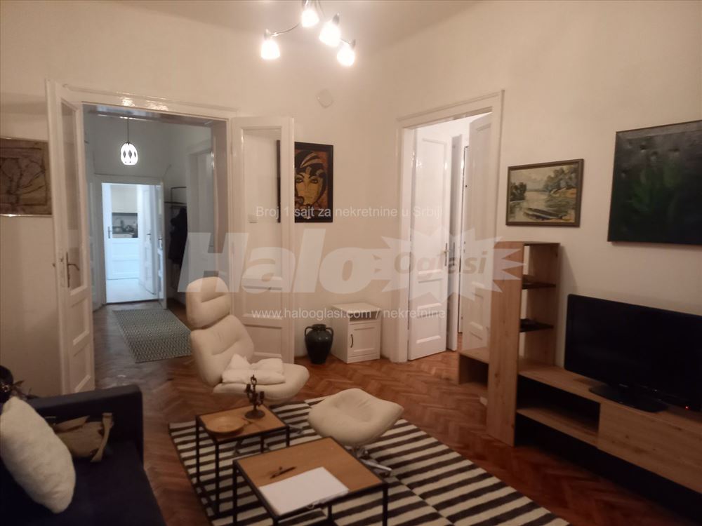 Prostran salonski stan od 95 m² u ul. Gavrila Prin — 5