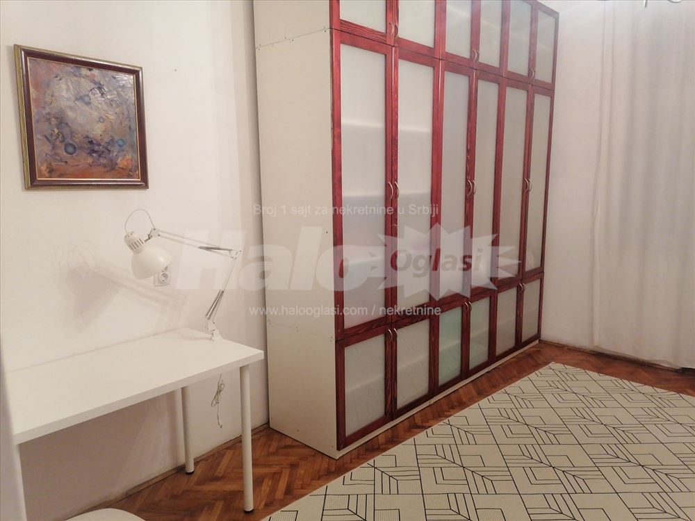 Prostran salonski stan od 95 m² u ul. Gavrila Prin — 8