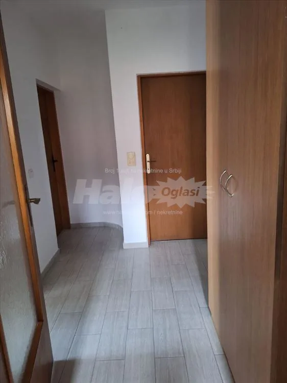 Prostran stan - Borča/Sebeš (5 minuta od stanice) — 3