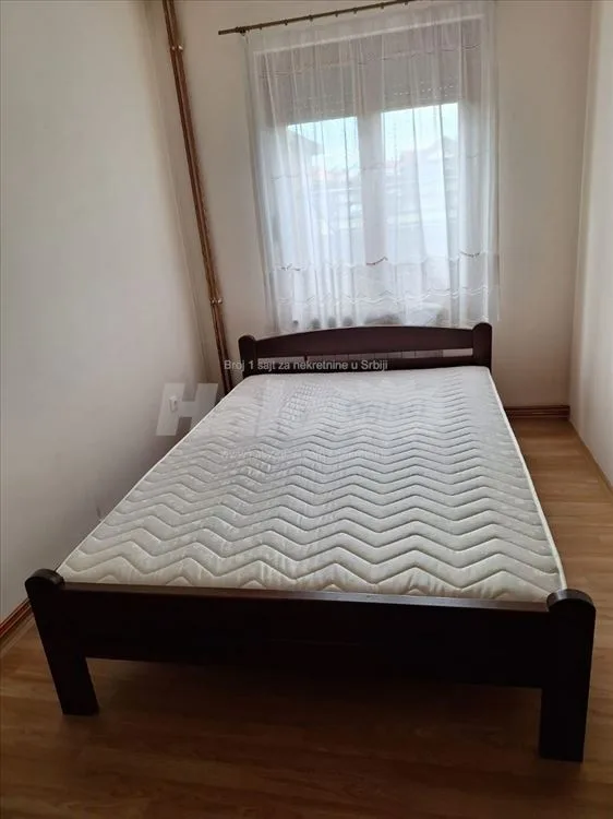 Prostran stan - Borča/Sebeš (5 minuta od stanice) — 6