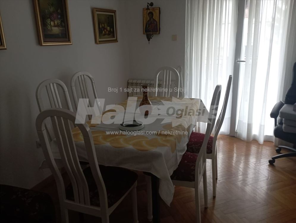 Prostran stan na 3 nivoa, 112kvm, sa dvorištem — 4