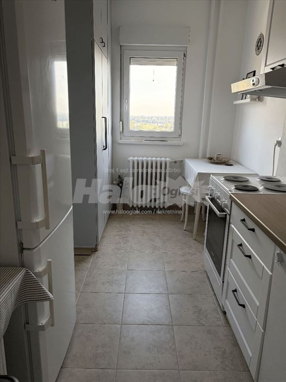 Prostran, sunčan, pogled na reku - move-in-ready — 7