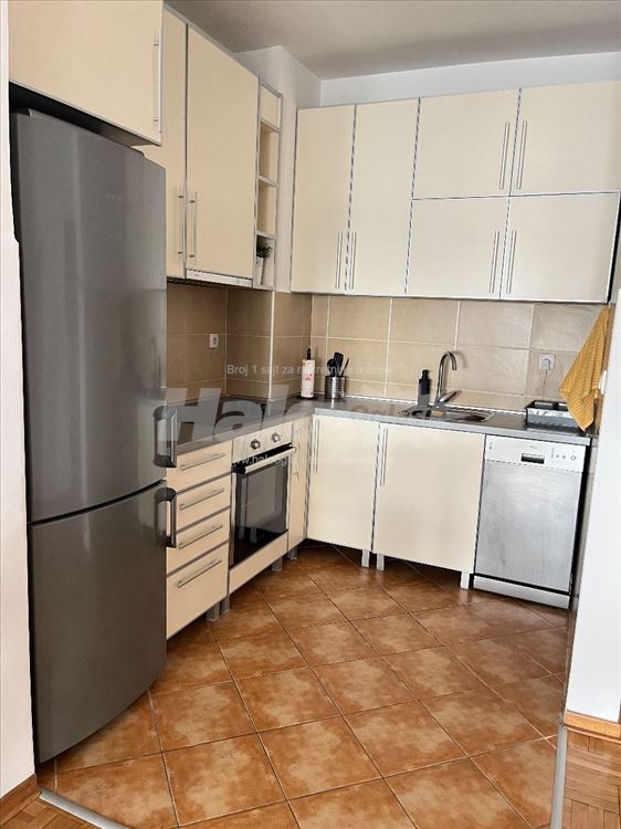 Prostrana garsonjera 39 m² – Đeram, vlasnik — 6
