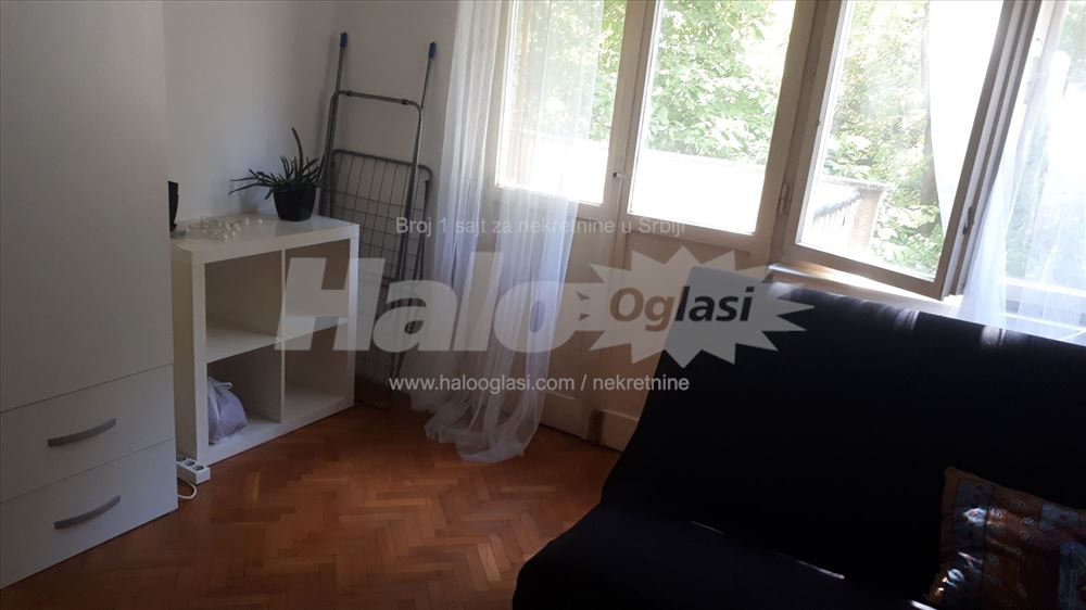 Prostrana garsonjera u centru Dorćola — 3
