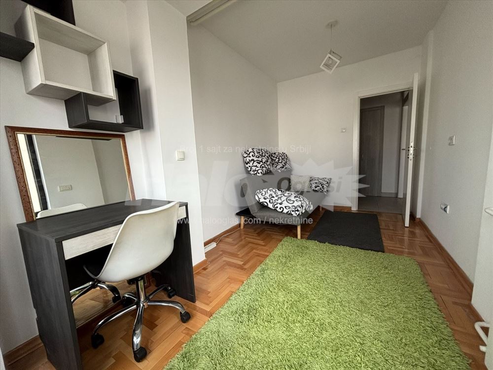 Radnicka, pored Ada Mall-a, 2.5 65m2, renoviran — 9