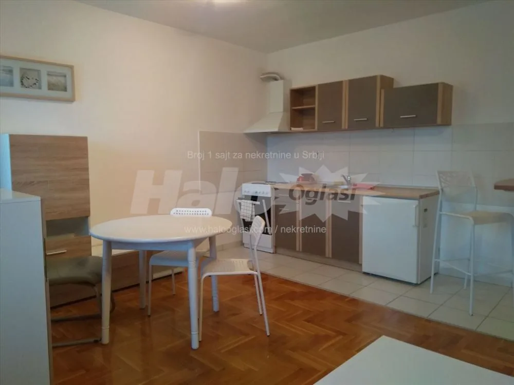 Rakovica, Maricka, 40m2, sa parkingom — 2