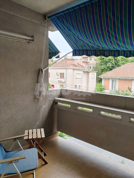 Renoviran, 1.5soban stan, 46 m2, Profesorska kol. — 12