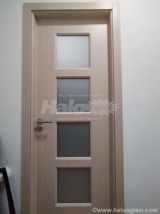 Renoviran, 1 iposoban, Može kredit, Karaburma — 11