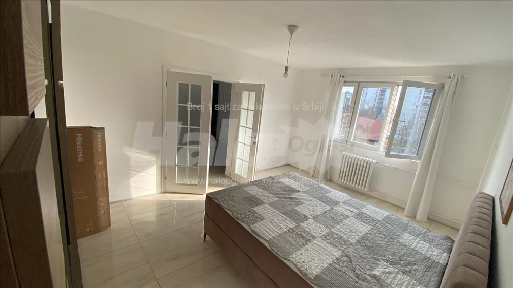 Renoviran 1.5 stan u Zemunu, nov namestaj i tehnik — 6