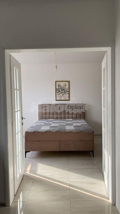 Renoviran 1.5 stan u Zemunu, nov namestaj i tehnik — 7
