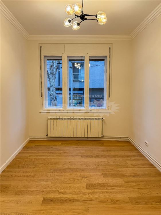 Renoviran 3.5 salonac - poslovni prostor Dorćol — 6
