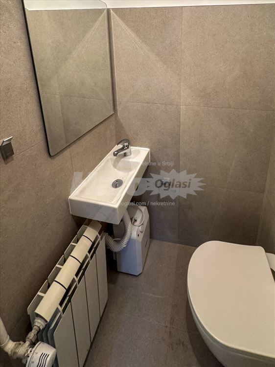 Renoviran 3.5 salonac - poslovni prostor Dorćol — 11