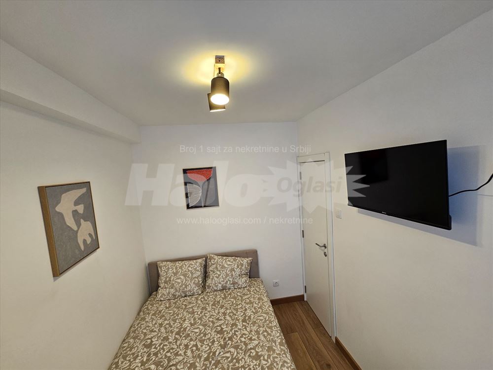 Renoviran dvosoban stan, 45m2 — 11