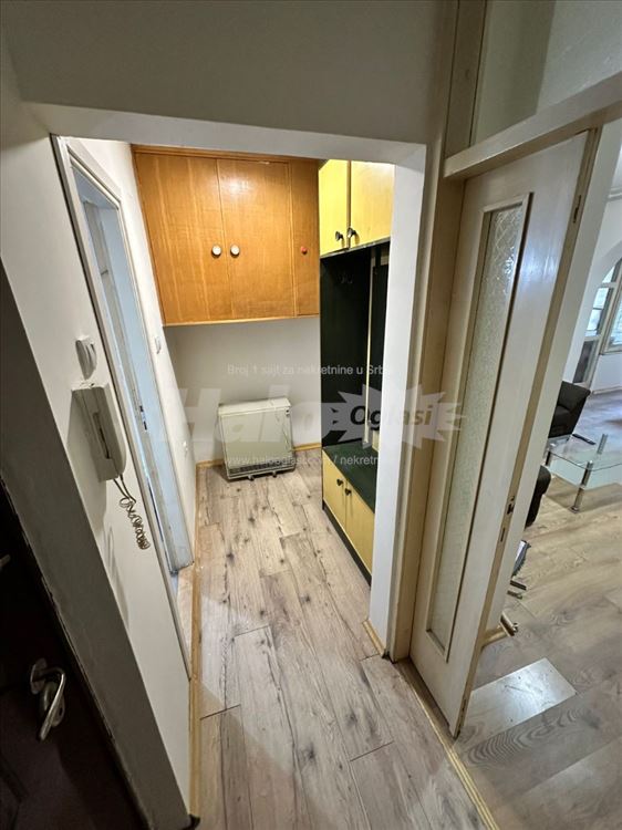 Renoviran dvosoban stan 50m2 — 3