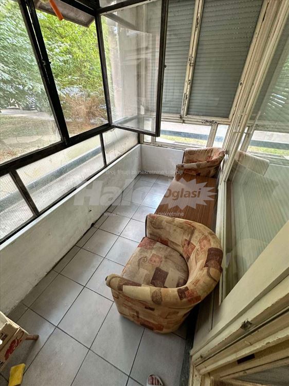 Renoviran dvosoban stan 50m2 — 12