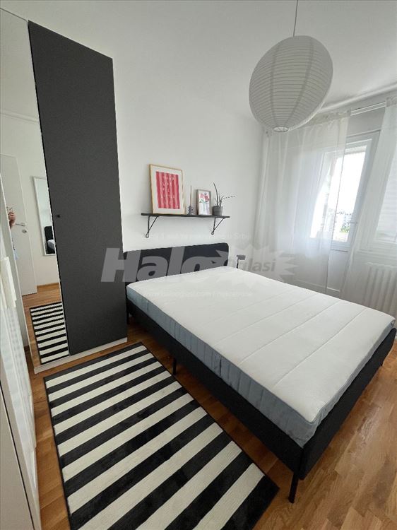 Renoviran dvosoban stan blok 70 — 10