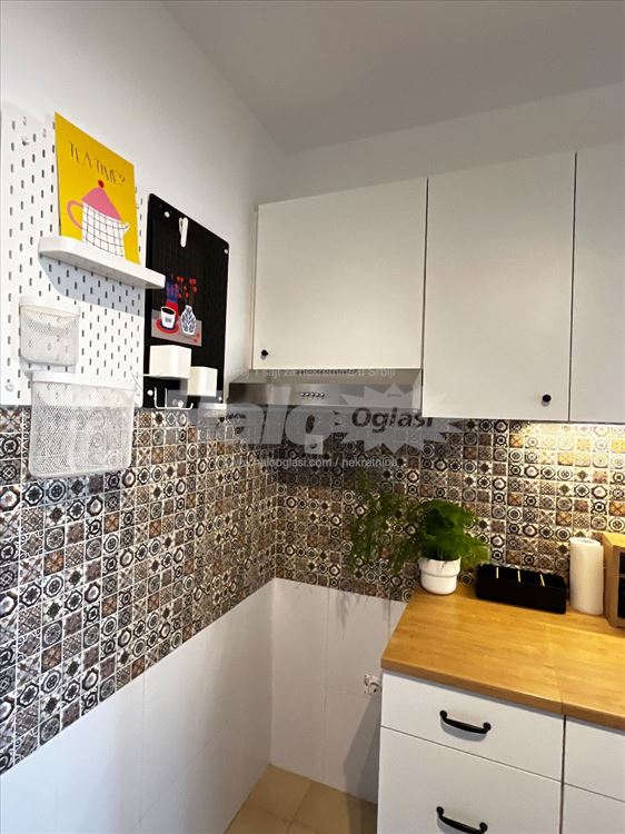 Renoviran dvosoban stan blok 70 — 15