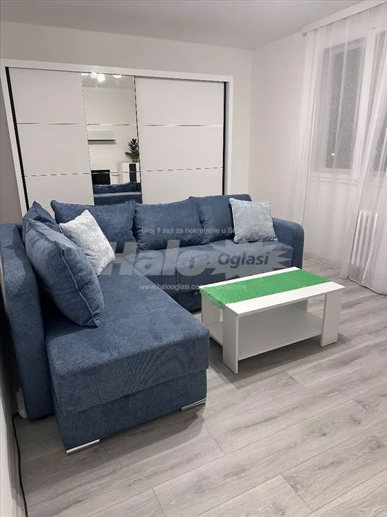 Renoviran jednosoban stan na Miljakovcu — 14