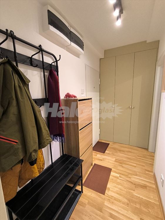 Renoviran jednosoban stan na Novom Beogradu — 2