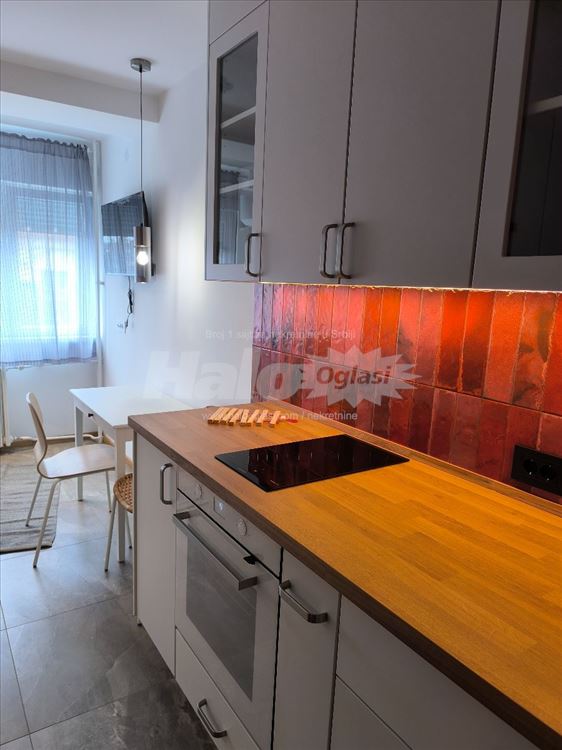 Renoviran jednosoban stan na Novom Beogradu — 15