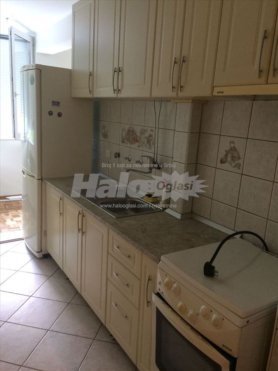 Renoviran lux stan na Čukarici — 6