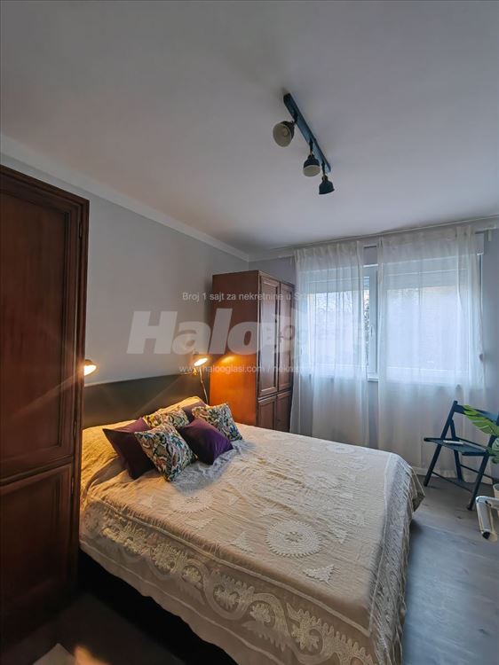 Renoviran, moderno namešten i svetao stan 58m2 — 9