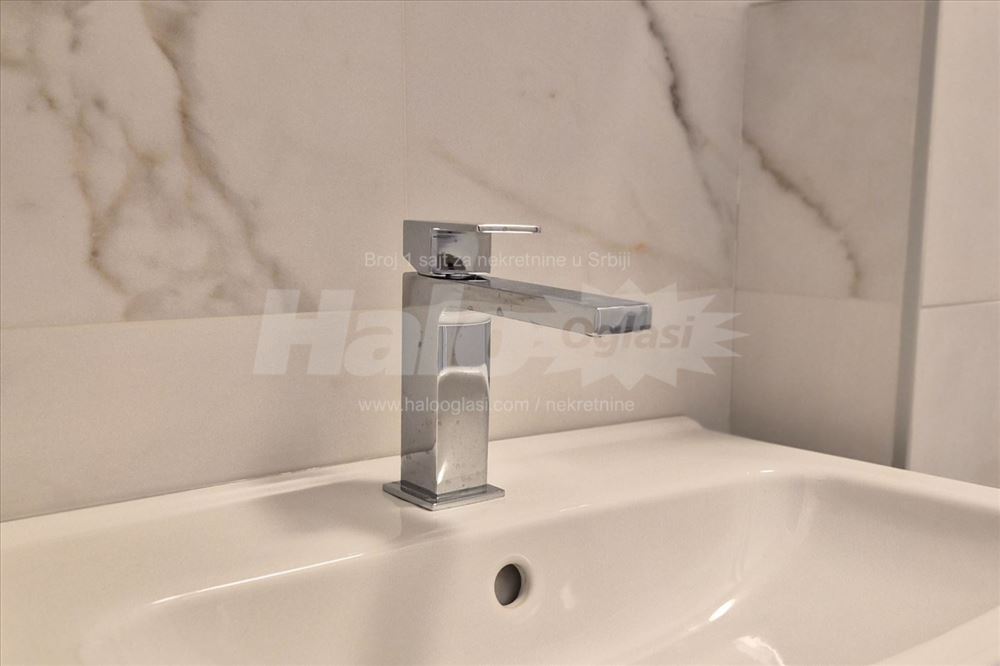 Renoviran/Namešten 46m², Karaburma (Drenovačka) — 15