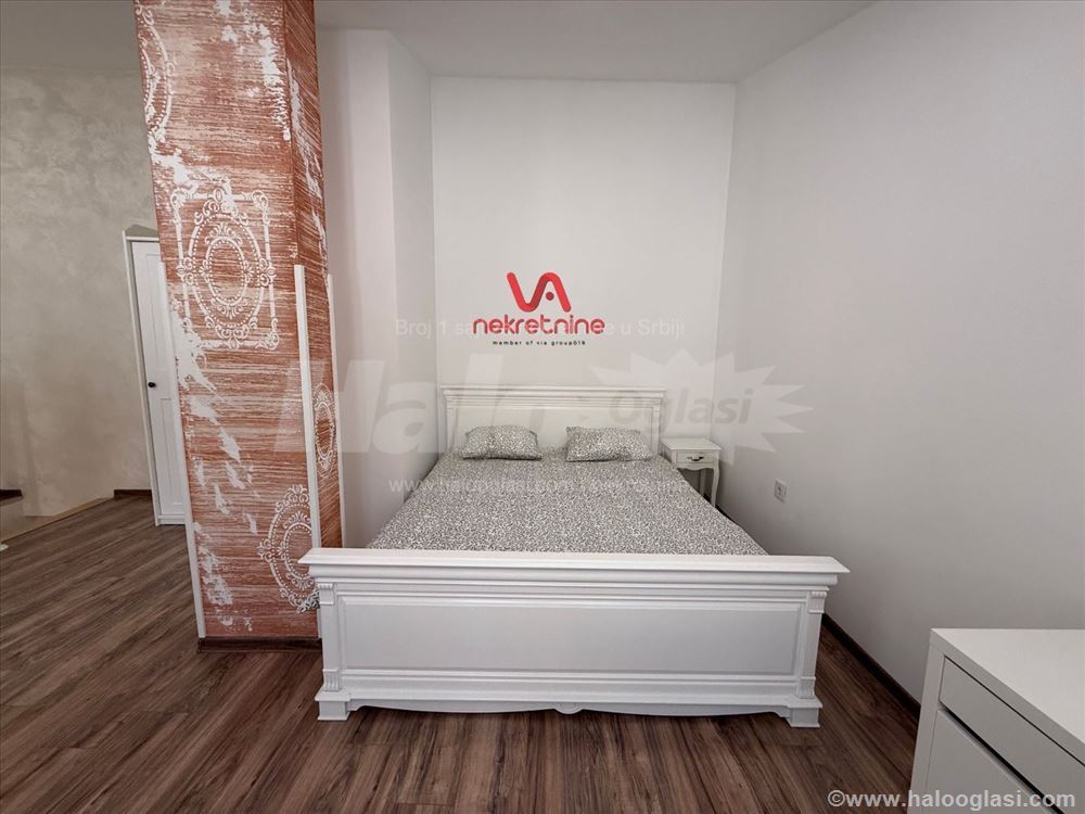 Renoviran namešten dvosoban stan 56 kvm — 7