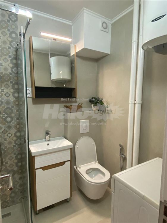 Renoviran namešten jednosoban stan 40m2 Lion — 8