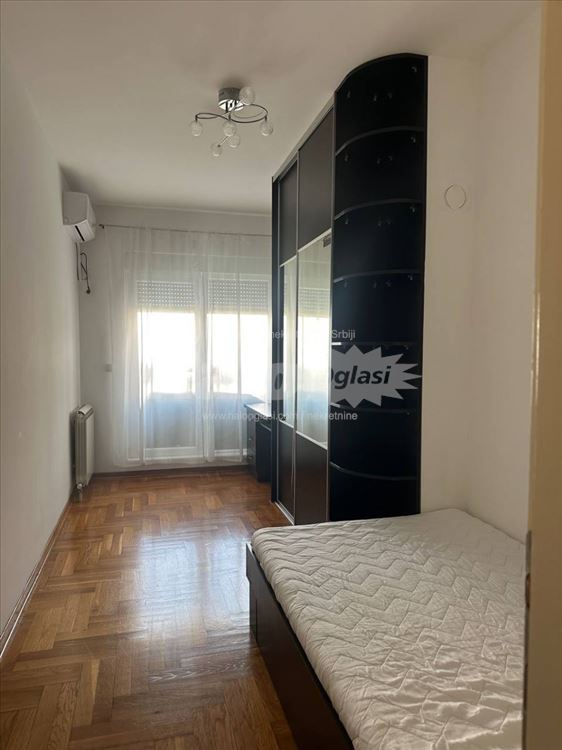 Renoviran prostran i moderan 3.0 stan Lekino brdo — 5