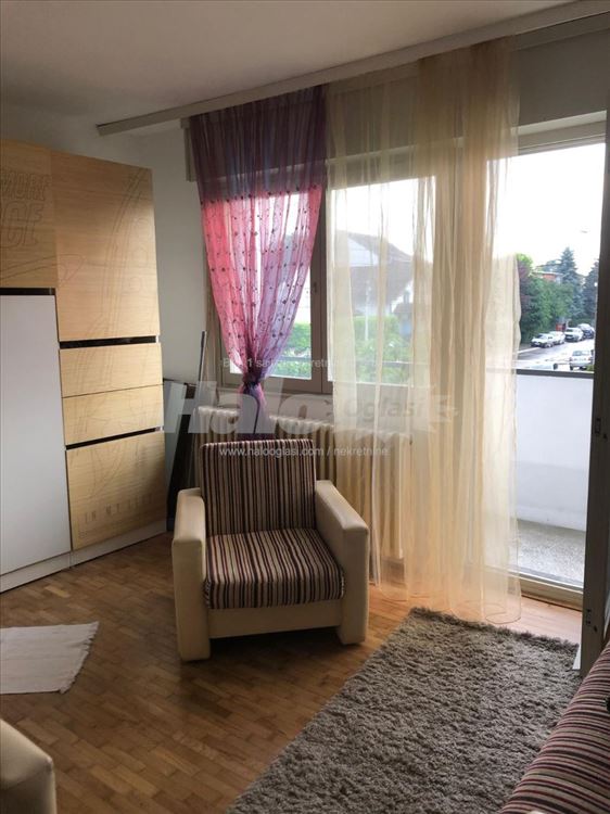 Renoviran stan 39m² u Batajnici – 2 Terase,Parking — 9