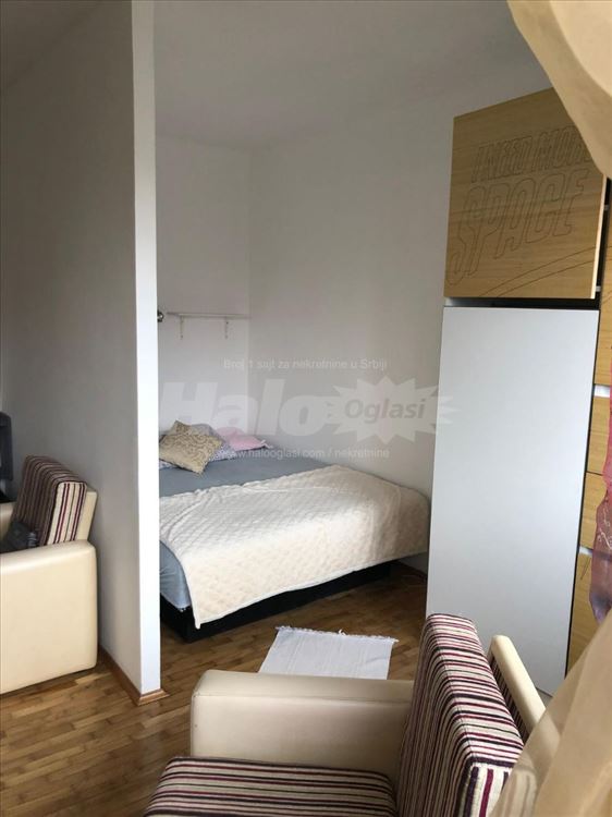 Renoviran stan 39m² u Batajnici – 2 Terase,Parking — 10