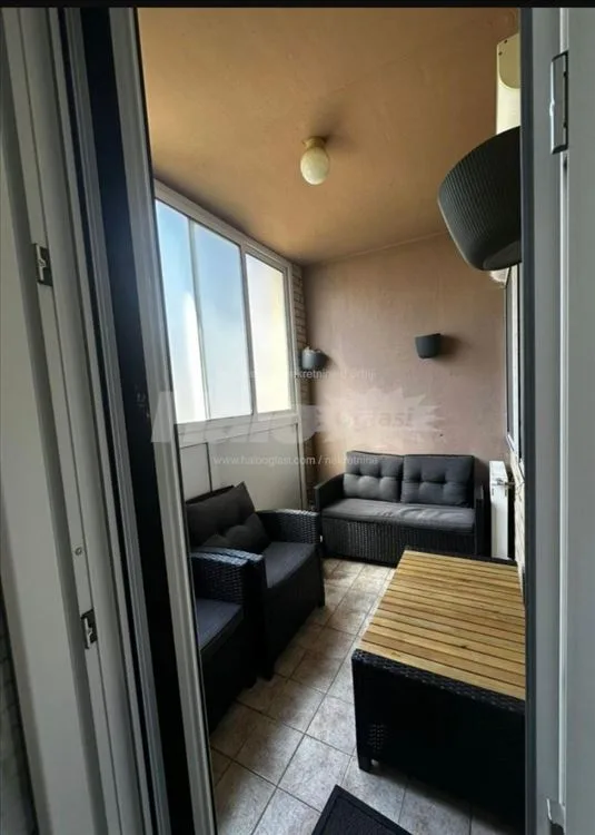 Lux renoviran 2.5 soban stan Borča — 6