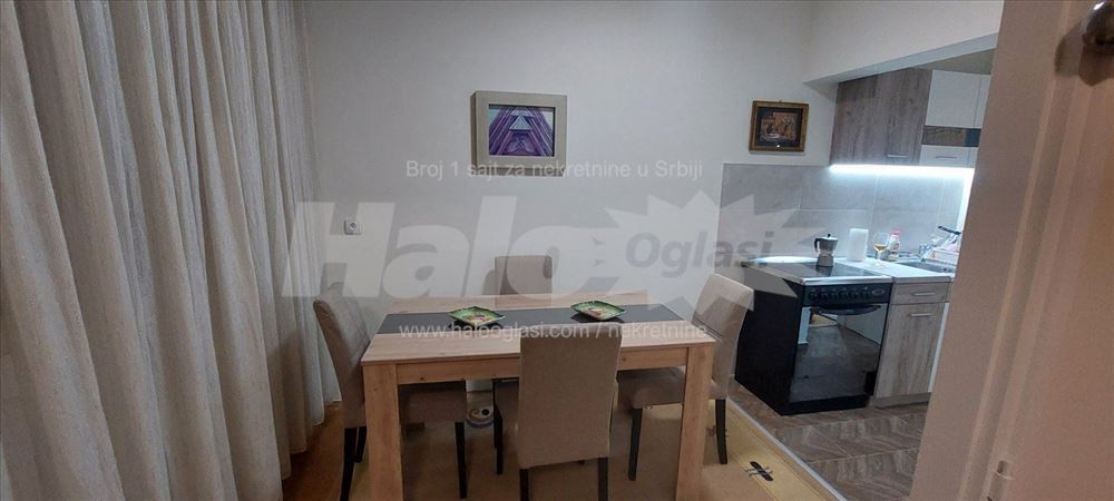 Renoviran stan sa novim nameštajem Novi BG — 4