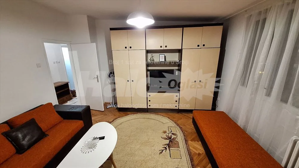 Renoviran stan u centru – 50m², odmah useljiv — 13