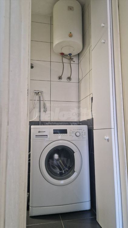 Renoviran trosoban stan sa velikom terasom – Centa — 10