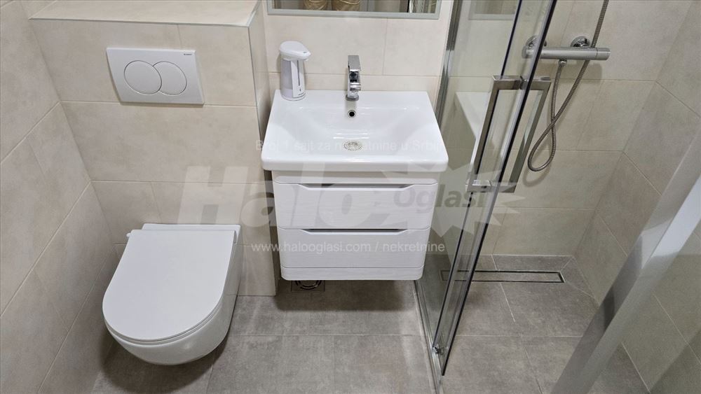 RENOVIRAN za nove stanare 1.5 Retenzija, pogled — 10