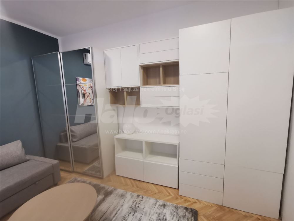 Renovirana garsonjera — 4