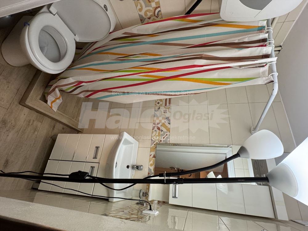 Renovirana garsonjera sa privatnim dvorištem — 4