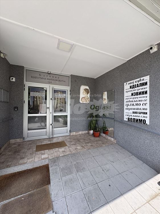 Renovirana garsonjera sa uračunatim komunalijama — 8