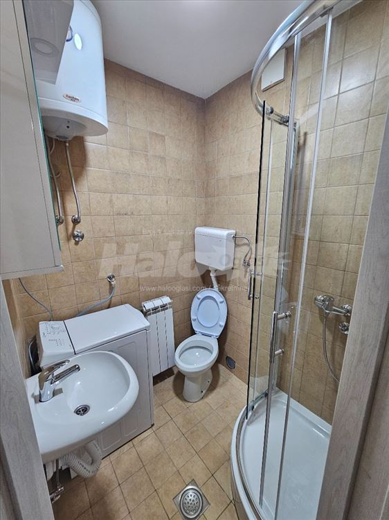 Renovirana Garsonjera Vračar Hram Svetog Save — 6