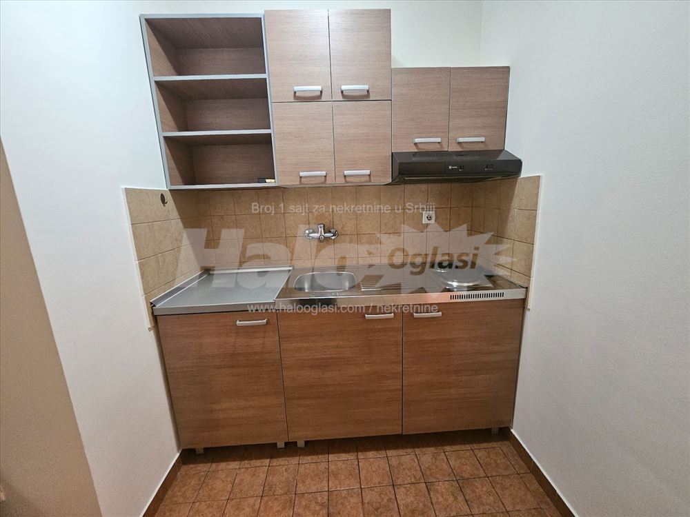 Renovirana Garsonjera Vračar — 3