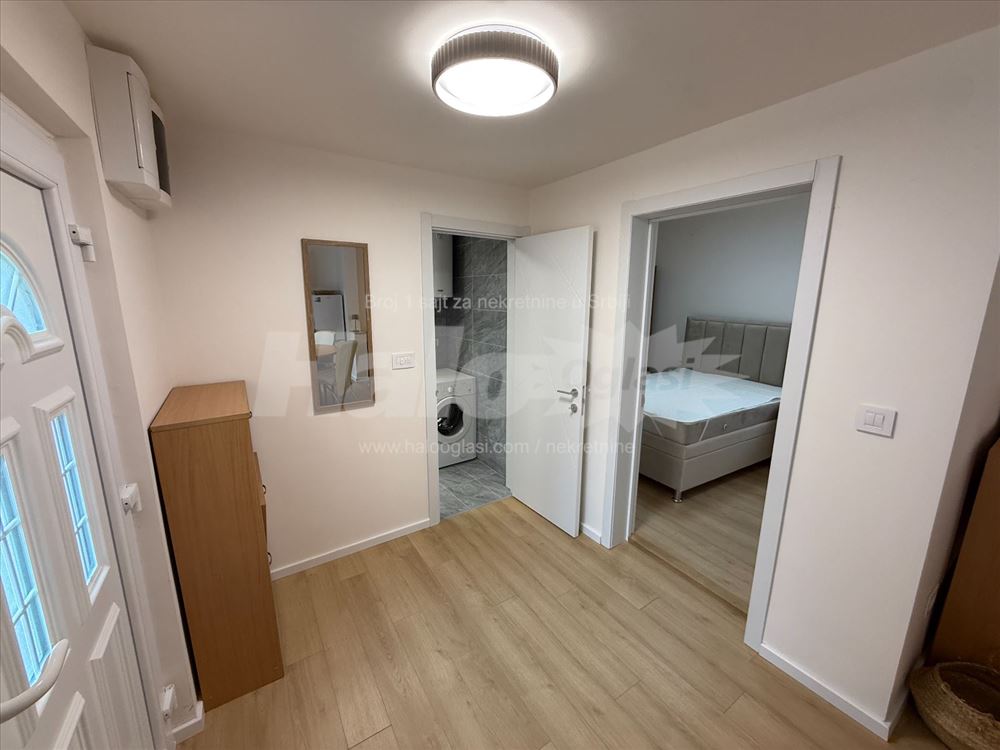 Renovirana kuća sa terasom | Zvezdara, 38 m² — 5